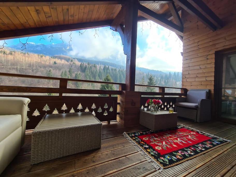Pensiune Subcrai Cu Centru Spa Zărneşti Extérieur photo